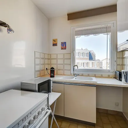 Cosy 1 Bedroom 15 Paris
